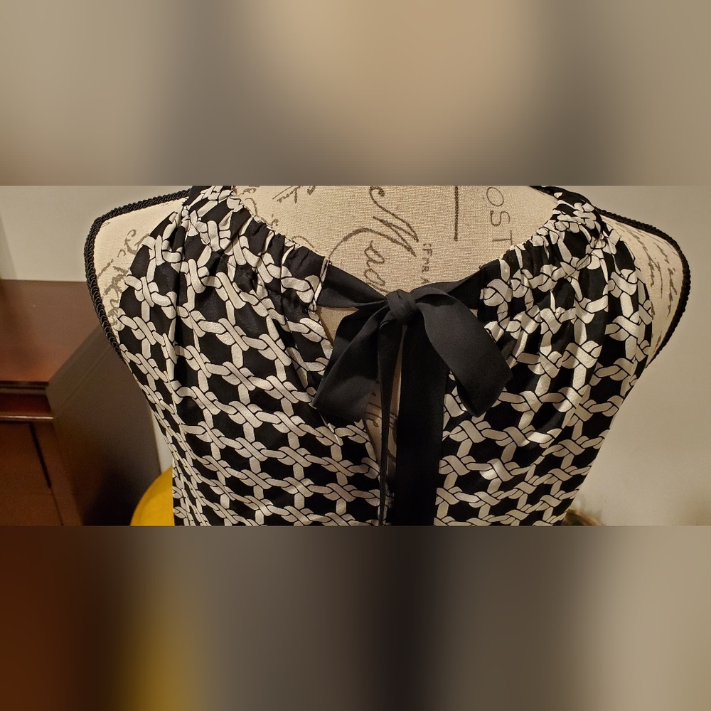 Shoshanna Black and White Patterned Dress,Halter Neck Size 8. - Picture 8 of 13